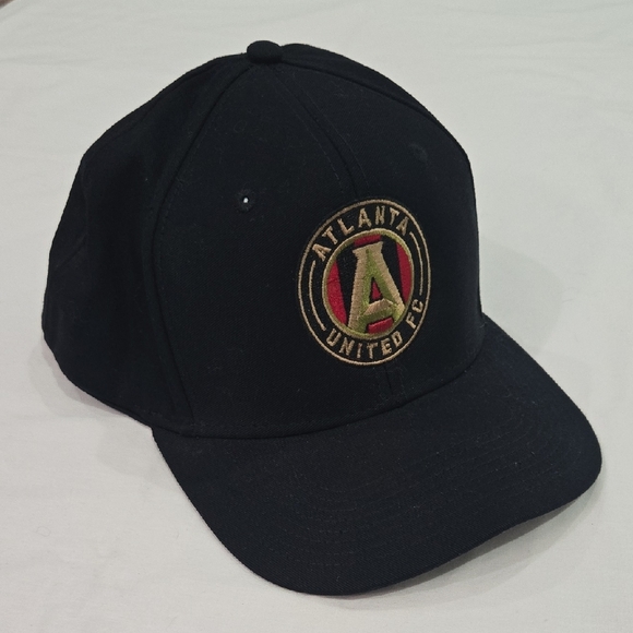 Atlanta United Adidas Black Cotton Snapback Cap Hat - Picture 2 of 6